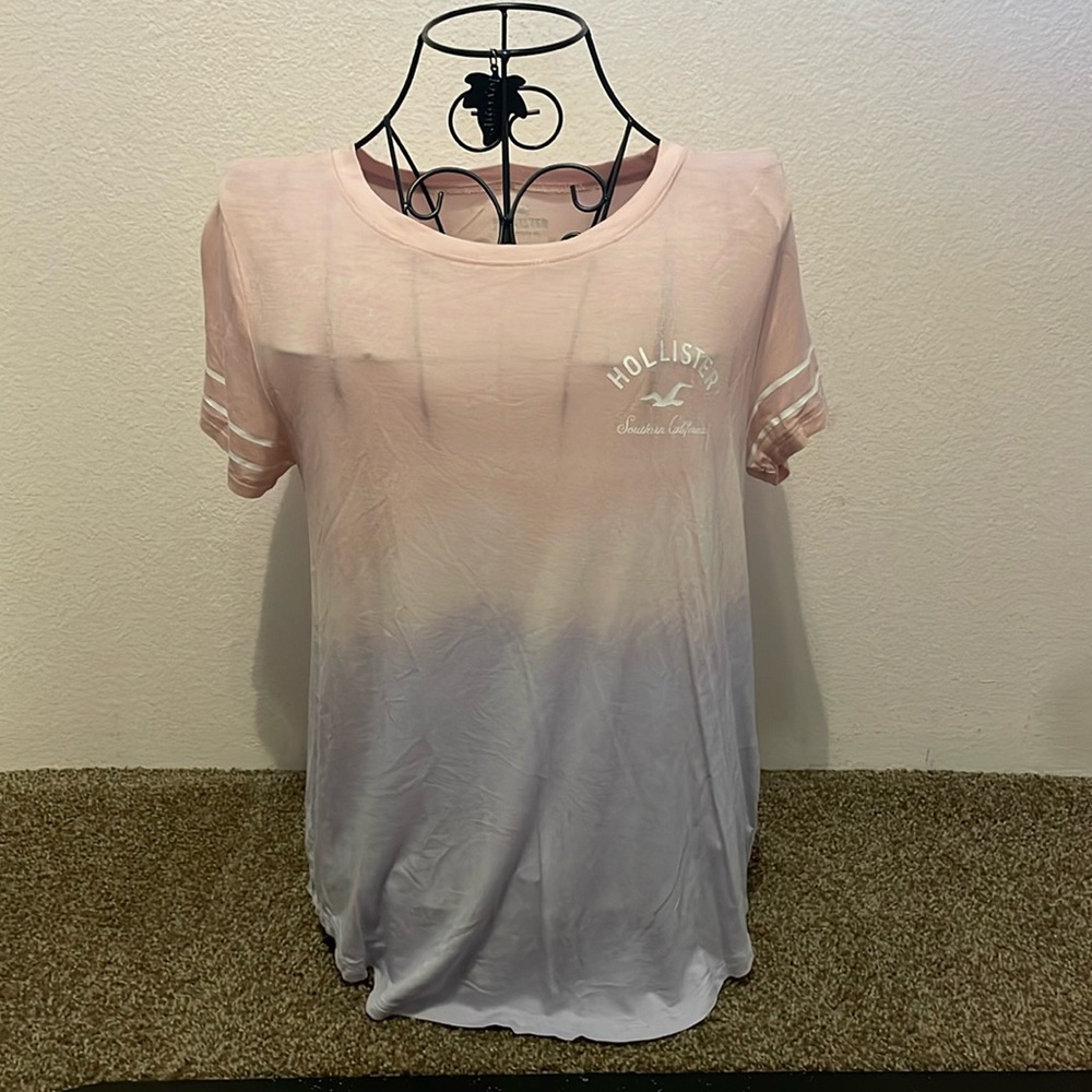 Two Hollister Easy T-Shirts in Size Small. One blue, one pink.